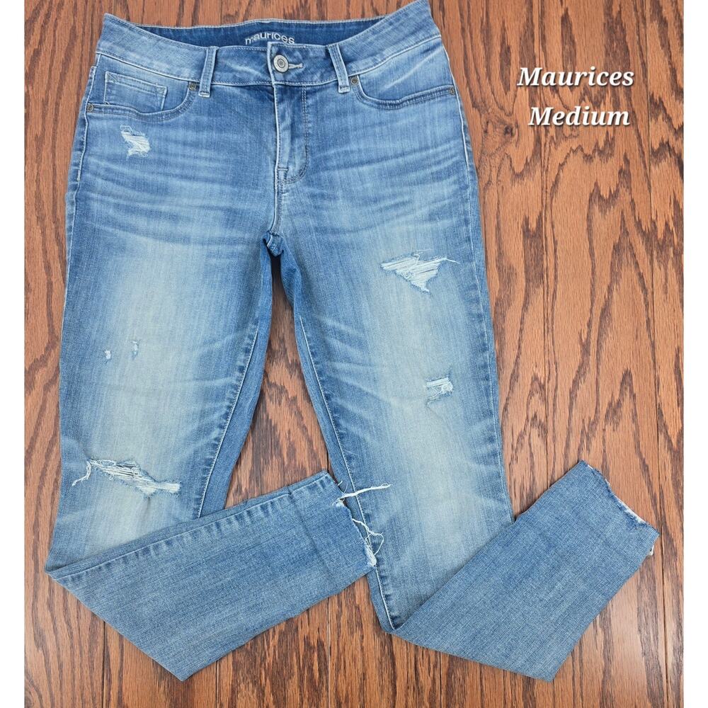 Maurices Distressed Skinny Jeggings Women’s Size M Regular
